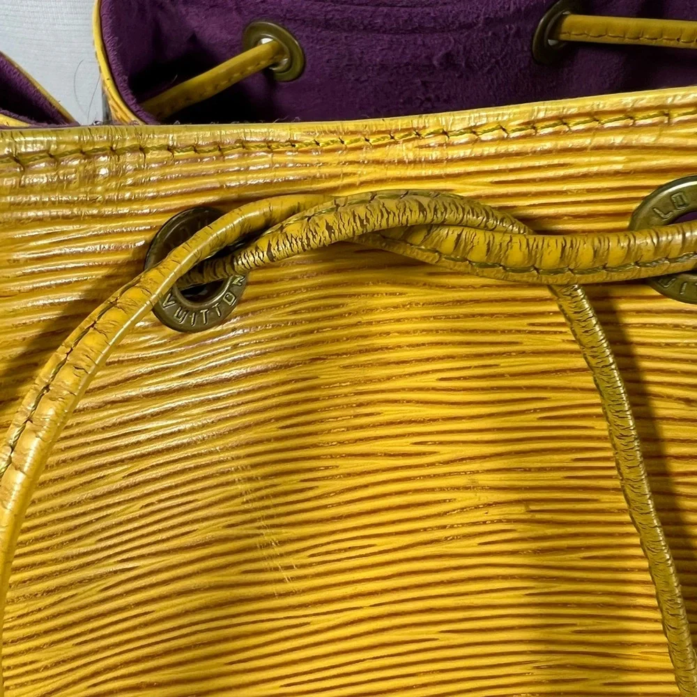 3148: Louis Vuitton Epi Noé GM Kenyan Fawn Yellow Bucket Bag